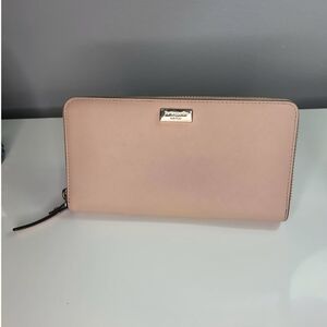 KATE SPADE LEATHER  LARGE BRYNN CONTINENTAL WALLET - DUSTY PINK